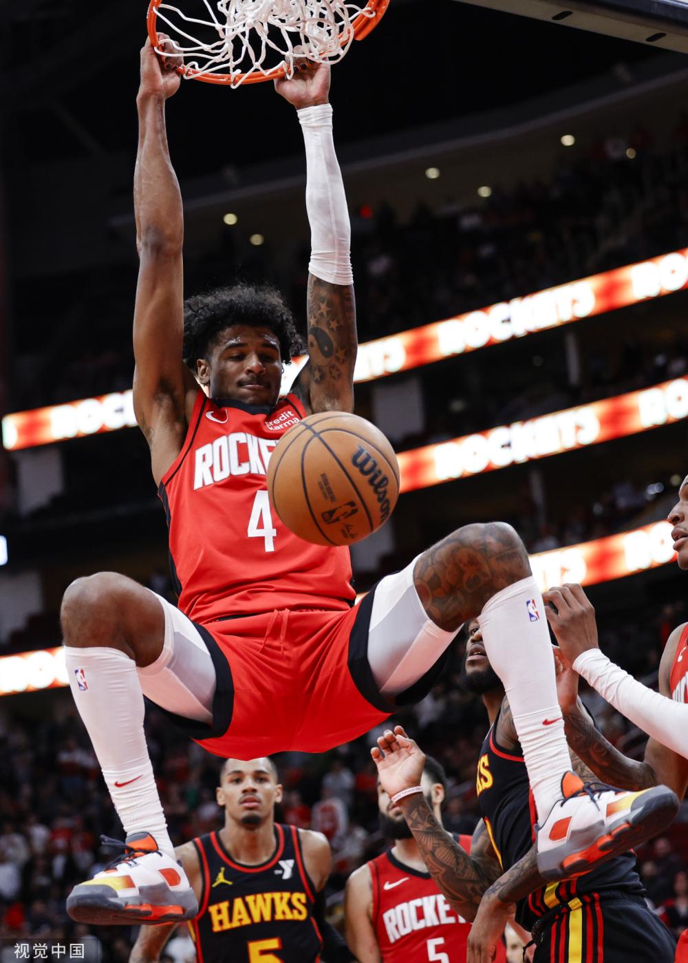 表现迅速崭 表现迅速崭